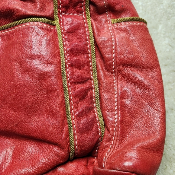 Relisted Vintage Sissirossi small red and gold leather handbag - Picture 4 of 14